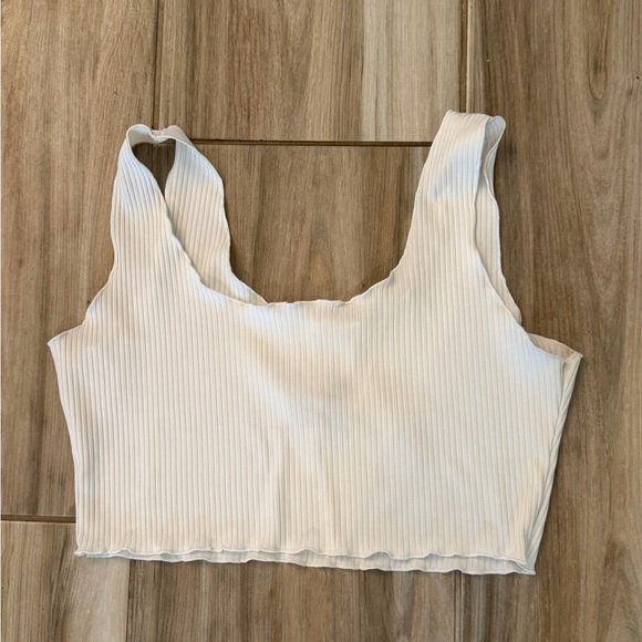 Shein Medium Tank Bundle - Picture 8 of 12